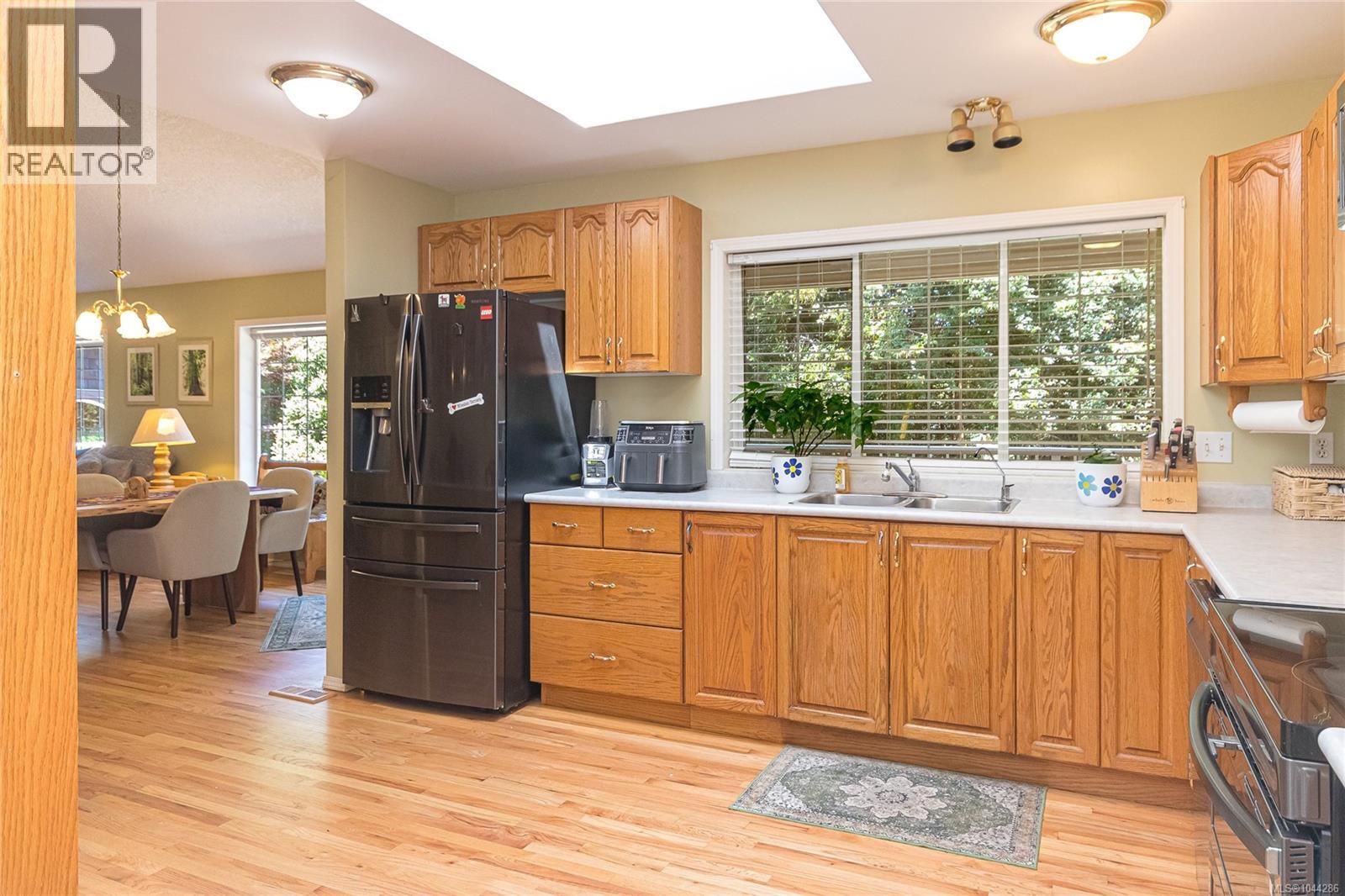 5435 Fowler Rd, Saanich, British Columbia  V8Y 1Y4 - Photo 17 - 1044286