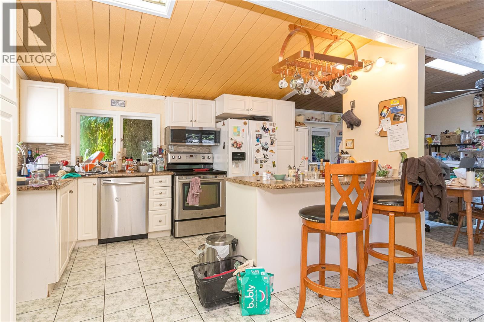 5435 Fowler Rd, Saanich, British Columbia  V8Y 1Y4 - Photo 51 - 1044286