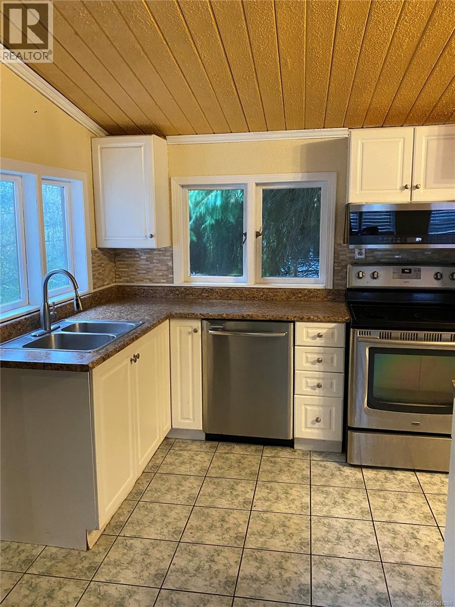 5435 Fowler Rd, Saanich, British Columbia  V8Y 1Y4 - Photo 86 - 1044286