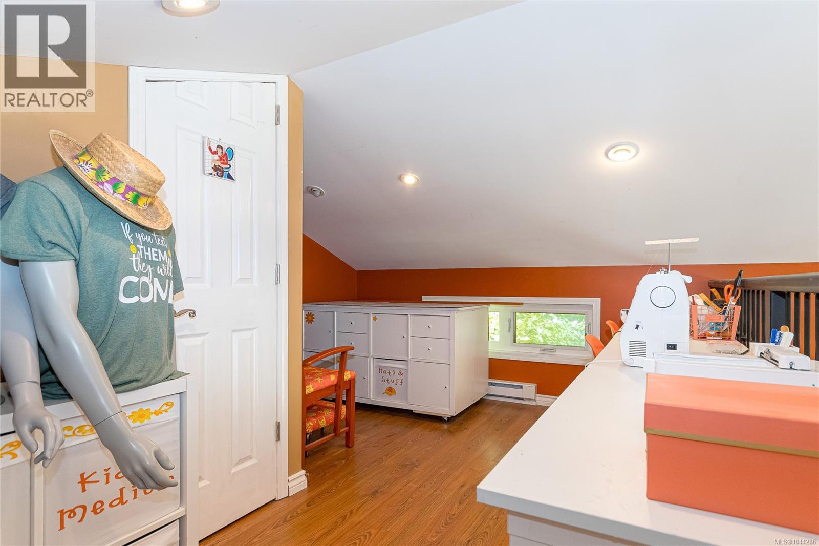 5435 Fowler Rd, Saanich, British Columbia  V8Y 1Y4 - Photo 66 - 1044286