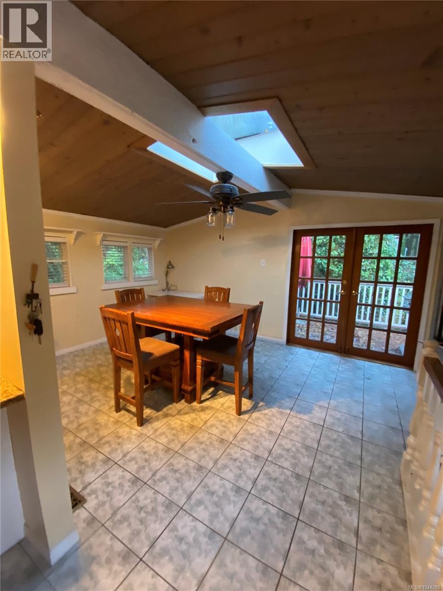 5435 Fowler Rd, Saanich, British Columbia  V8Y 1Y4 - Photo 83 - 1044286