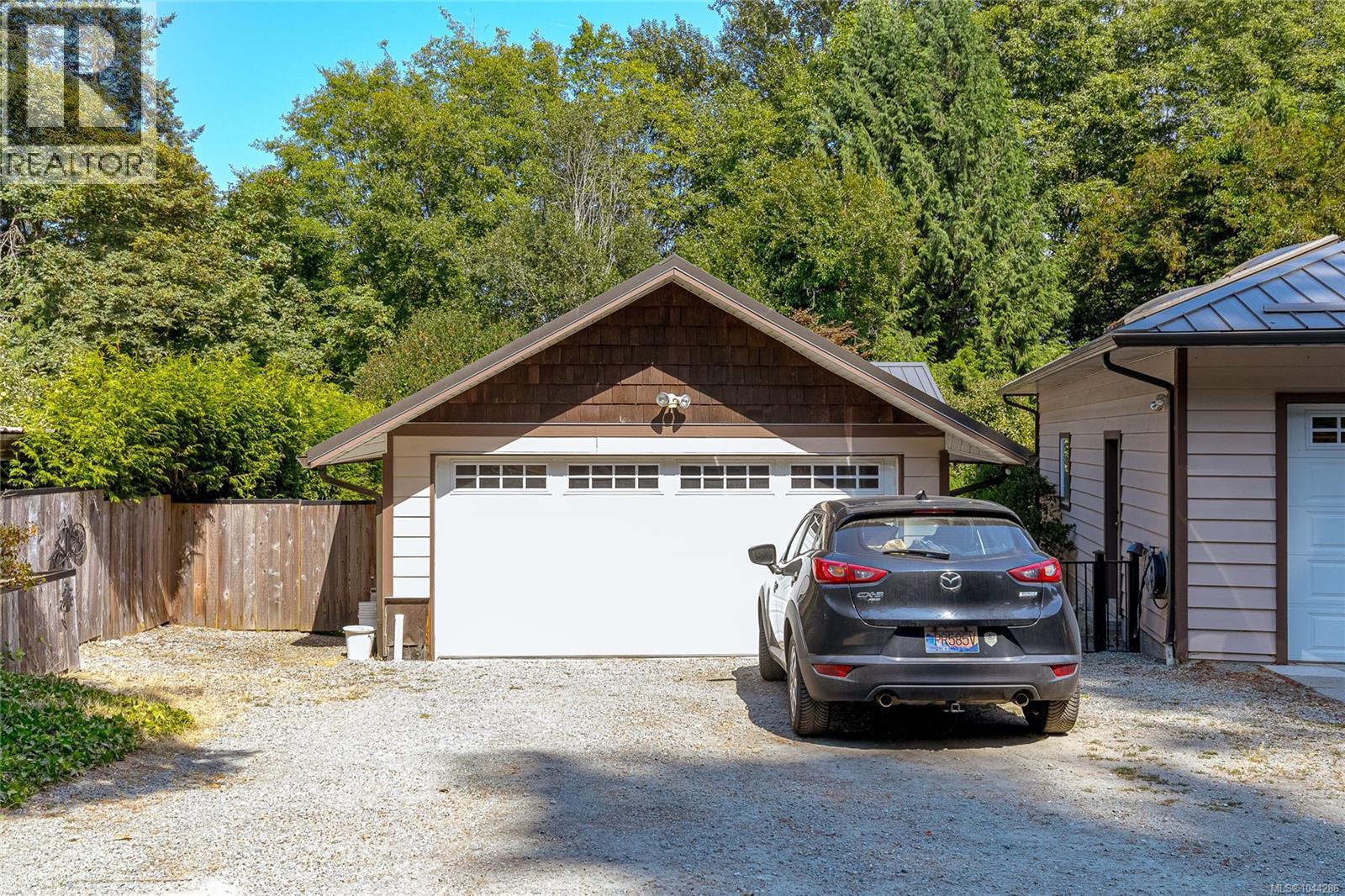 5435 Fowler Rd, Saanich, British Columbia  V8Y 1Y4 - Photo 68 - 1044286