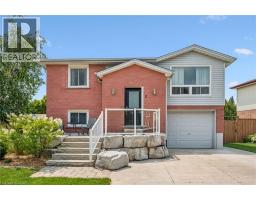 2 NEWBURY Drive, kitchener, Ontario
