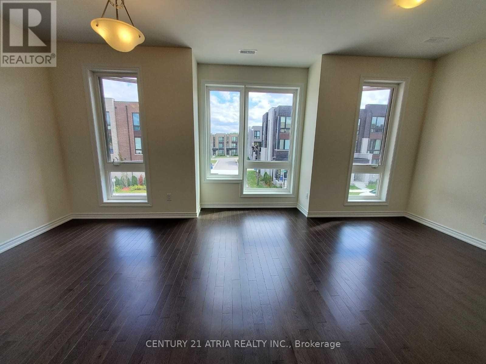 24 Rumney Street, Markham, Ontario  L6C 0Z6 - Photo 3 - N13617120