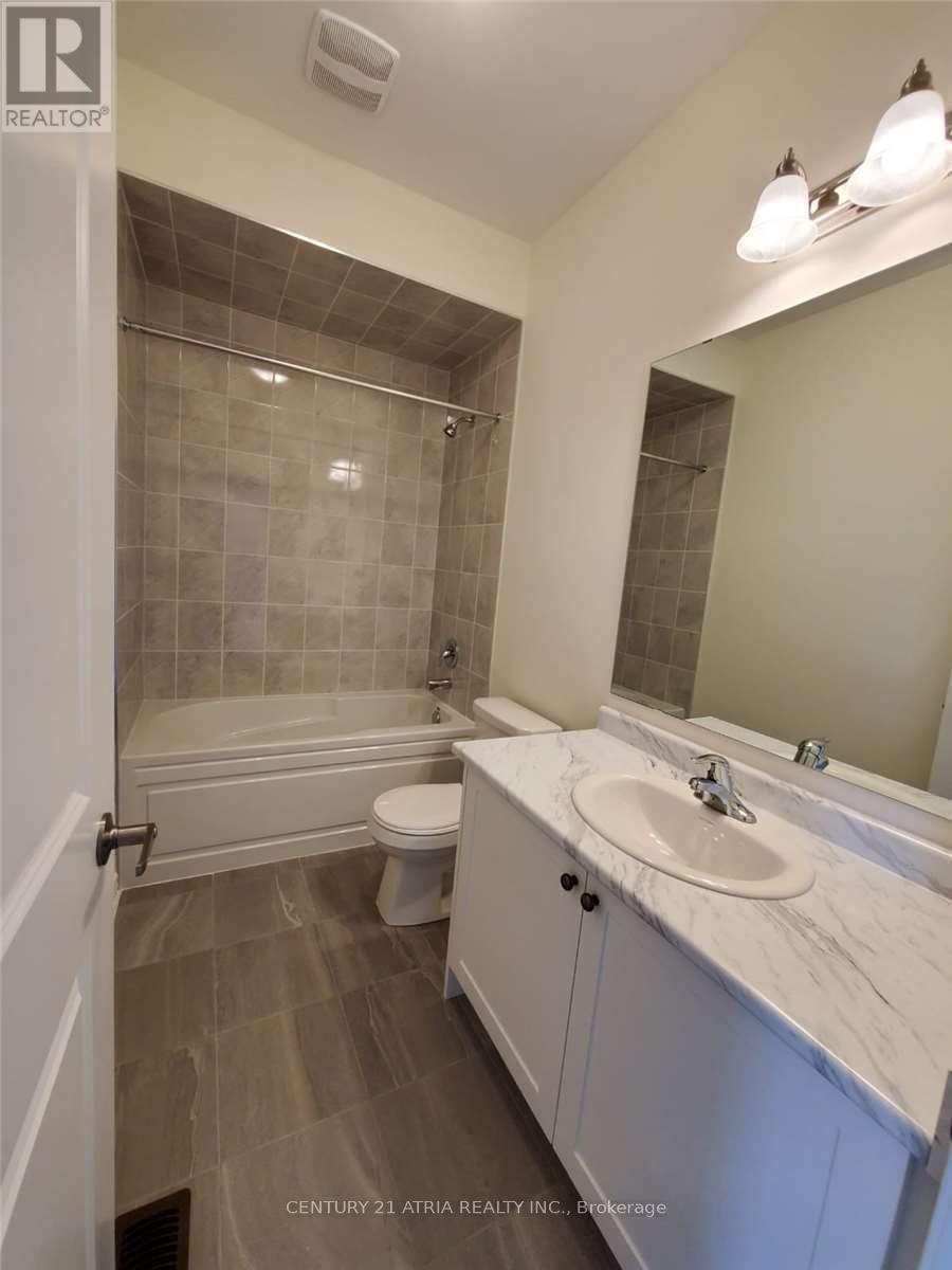 24 Rumney Street, Markham, Ontario  L6C 0Z6 - Photo 8 - N13617120