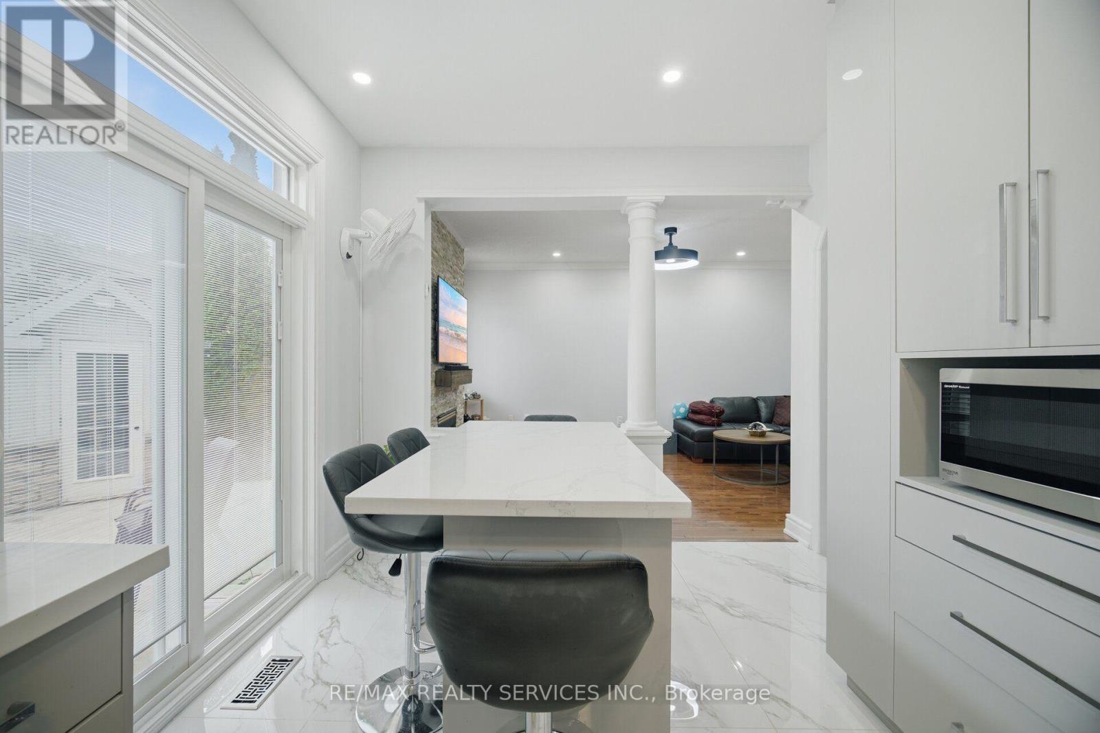45 Skylark Drive, Vaughan, Ontario  L4H 2C3 - Photo 16 - N13617164