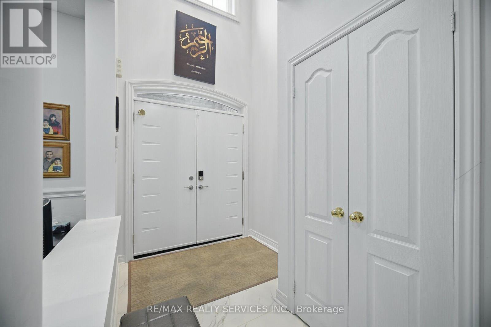 45 Skylark Drive, Vaughan, Ontario  L4H 2C3 - Photo 8 - N13617164