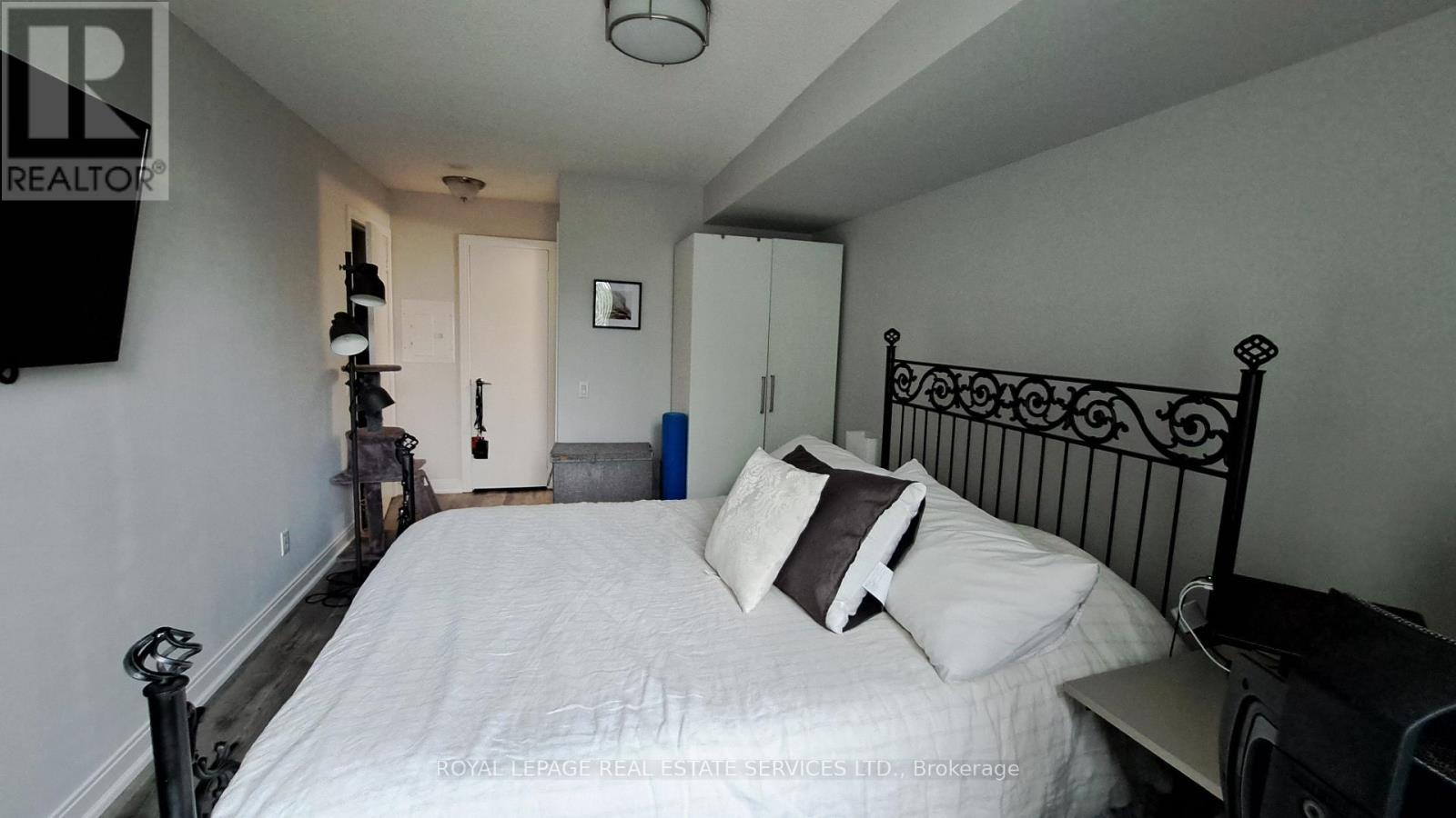 439 - 35 Viking Lane, Toronto, Ontario  M9B 0A2 - Photo 14 - W13616978