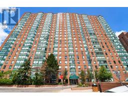 904 - 135 HILLCREST AVENUE, Mississauga, Ontario