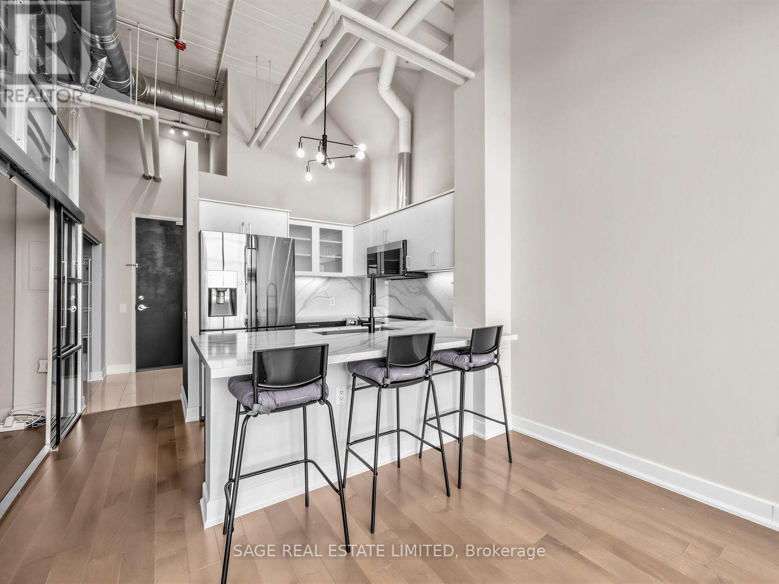 424 - 1001 Roselawn Avenue, Toronto, Ontario  M6B 4M4 - Photo 11 - W13617094