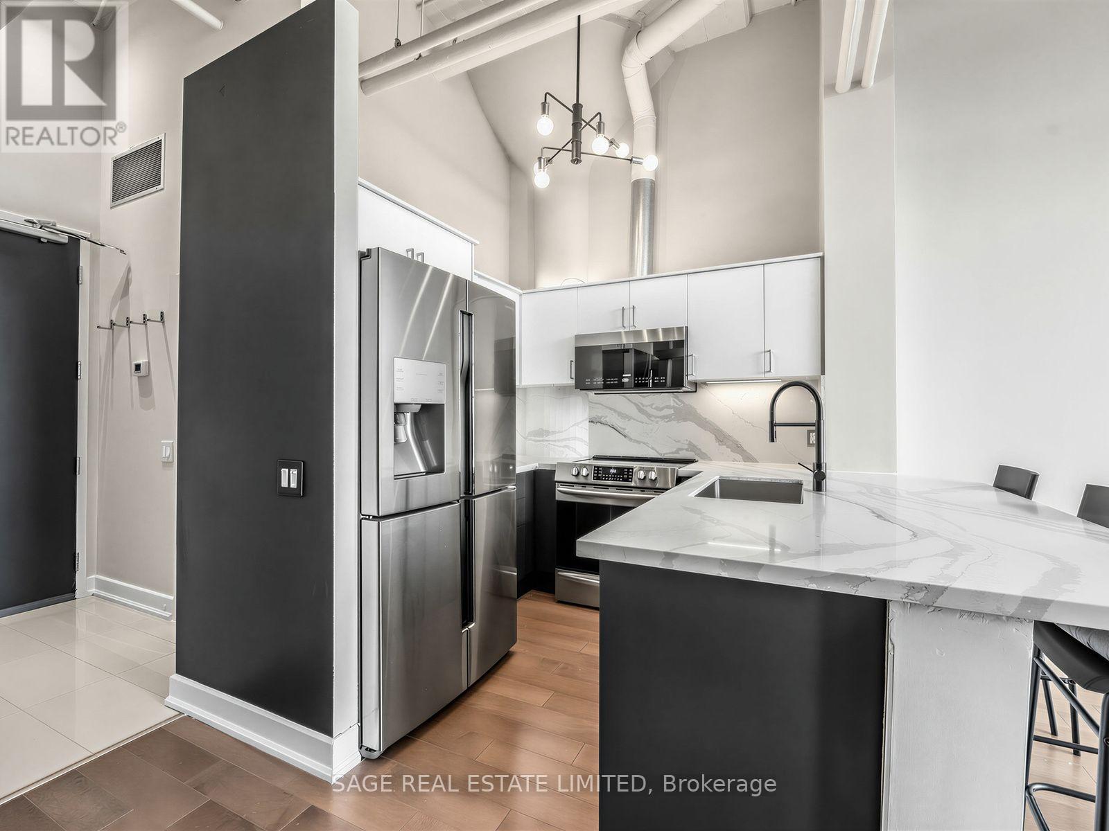 424 - 1001 Roselawn Avenue, Toronto, Ontario  M6B 4M4 - Photo 13 - W13617094