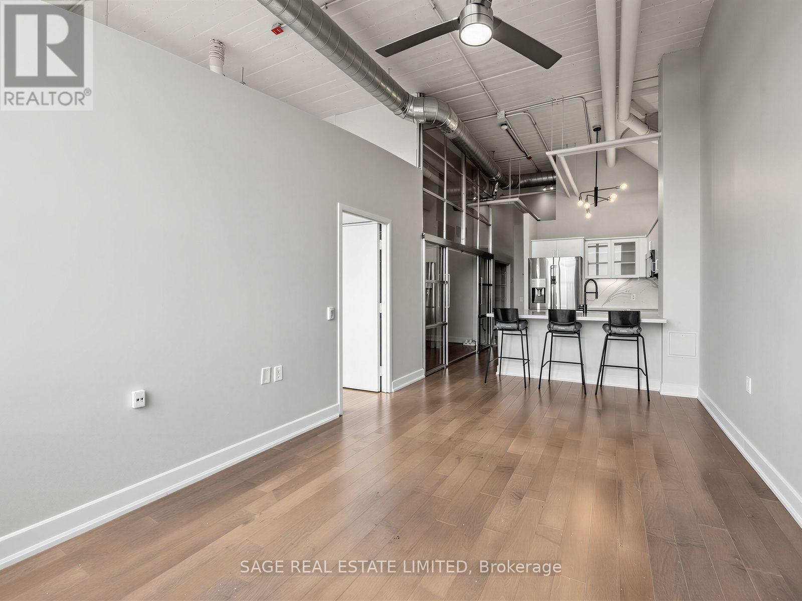 424 - 1001 Roselawn Avenue, Toronto, Ontario  M6B 4M4 - Photo 9 - W13617094
