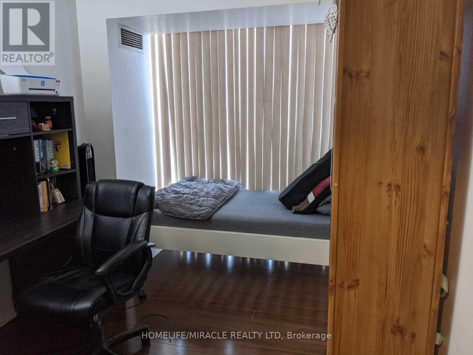 2217 - 35 Trailwood Drive, Mississauga, Ontario  L4Z 3L6 - Photo 7 - W13617122