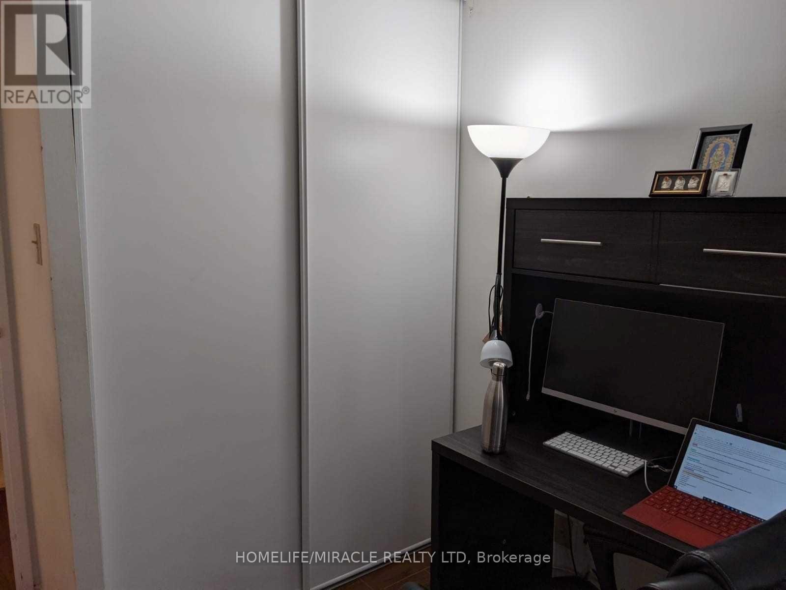 2217 - 35 Trailwood Drive, Mississauga, Ontario  L4Z 3L6 - Photo 8 - W13617122