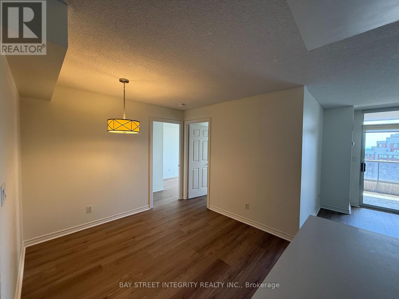 2328 - 3888 Duke Of York Boulevard, Mississauga, Ontario  L5B 4P5 - Photo 11 - W13617160