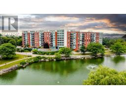 PH14 - 30 BLUE SPRINGS DRIVE, Waterloo, Ontario