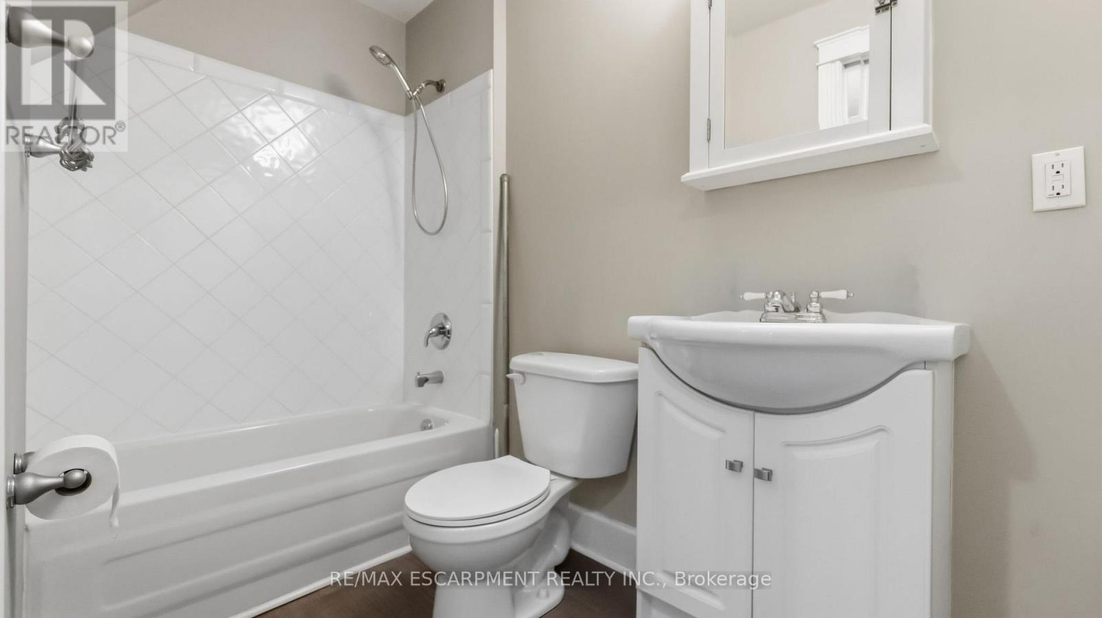 180 West Avenue N, Hamilton, Ontario  L8L 5C6 - Photo 11 - X13617048