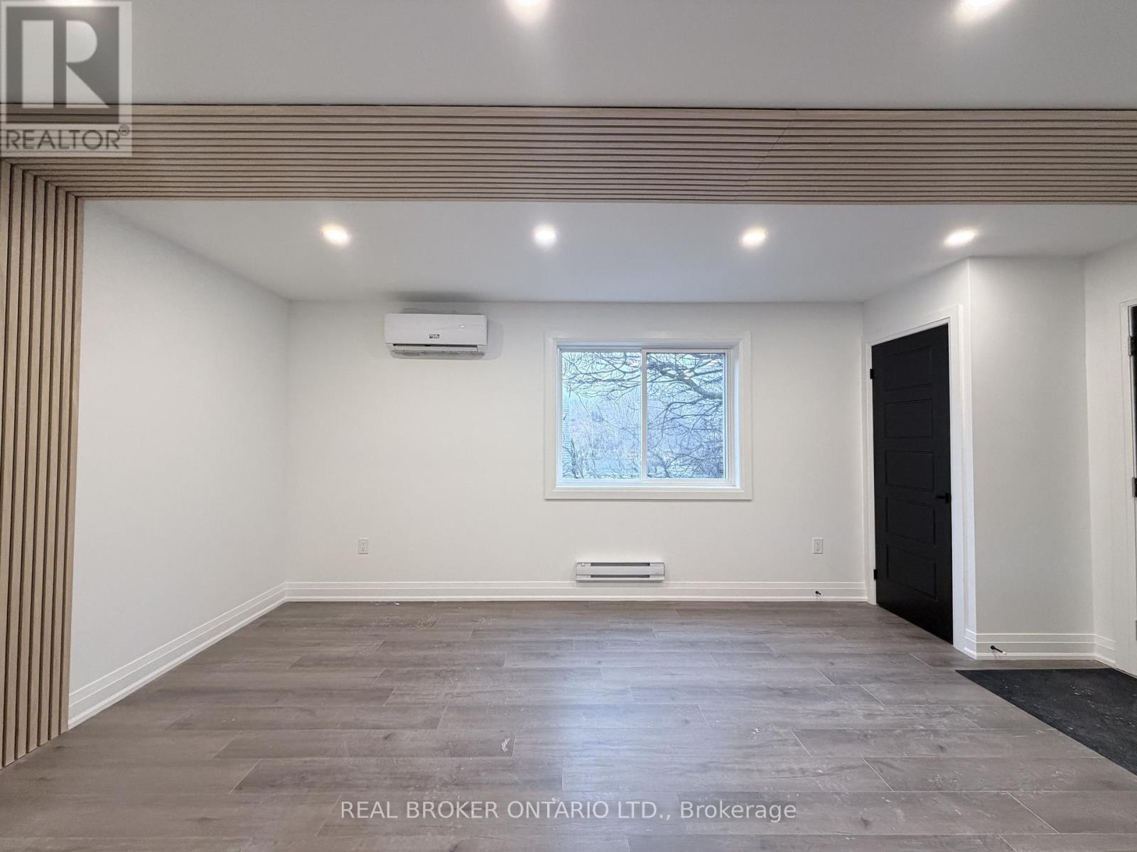 Upper - 184 Ottawa Street S, Hamilton, Ontario  L8K 2E6 - Photo 11 - X13617142