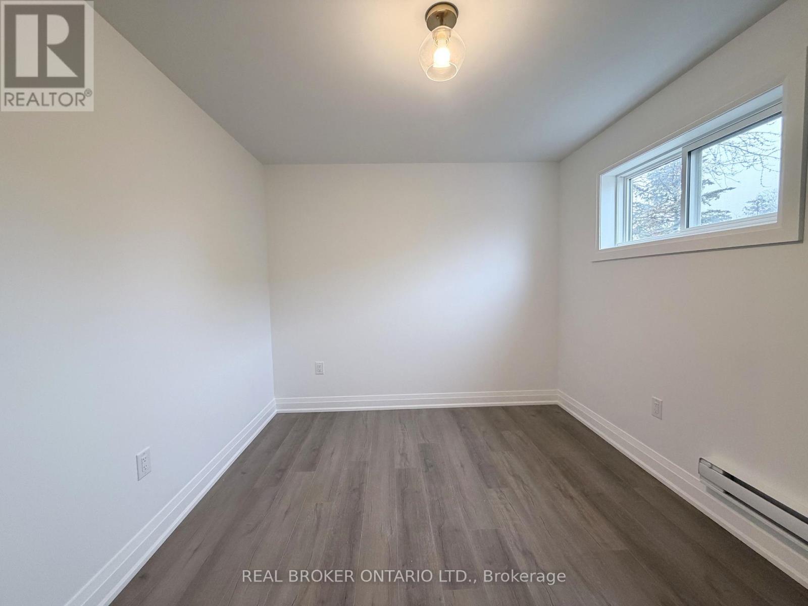 Upper - 184 Ottawa Street S, Hamilton, Ontario  L8K 2E6 - Photo 24 - X13617142