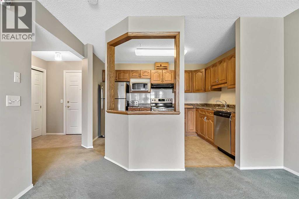 2206, 2206 Sienna Park Green Sw, Calgary, Alberta  T3H 3N7 - Photo 6 - A2309733