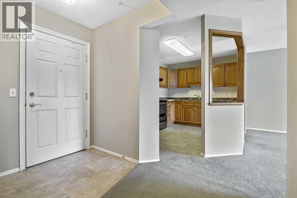 2206, 2206 Sienna Park Green Sw, Calgary, Alberta  T3H 3N7 - Photo 5 - A2309733