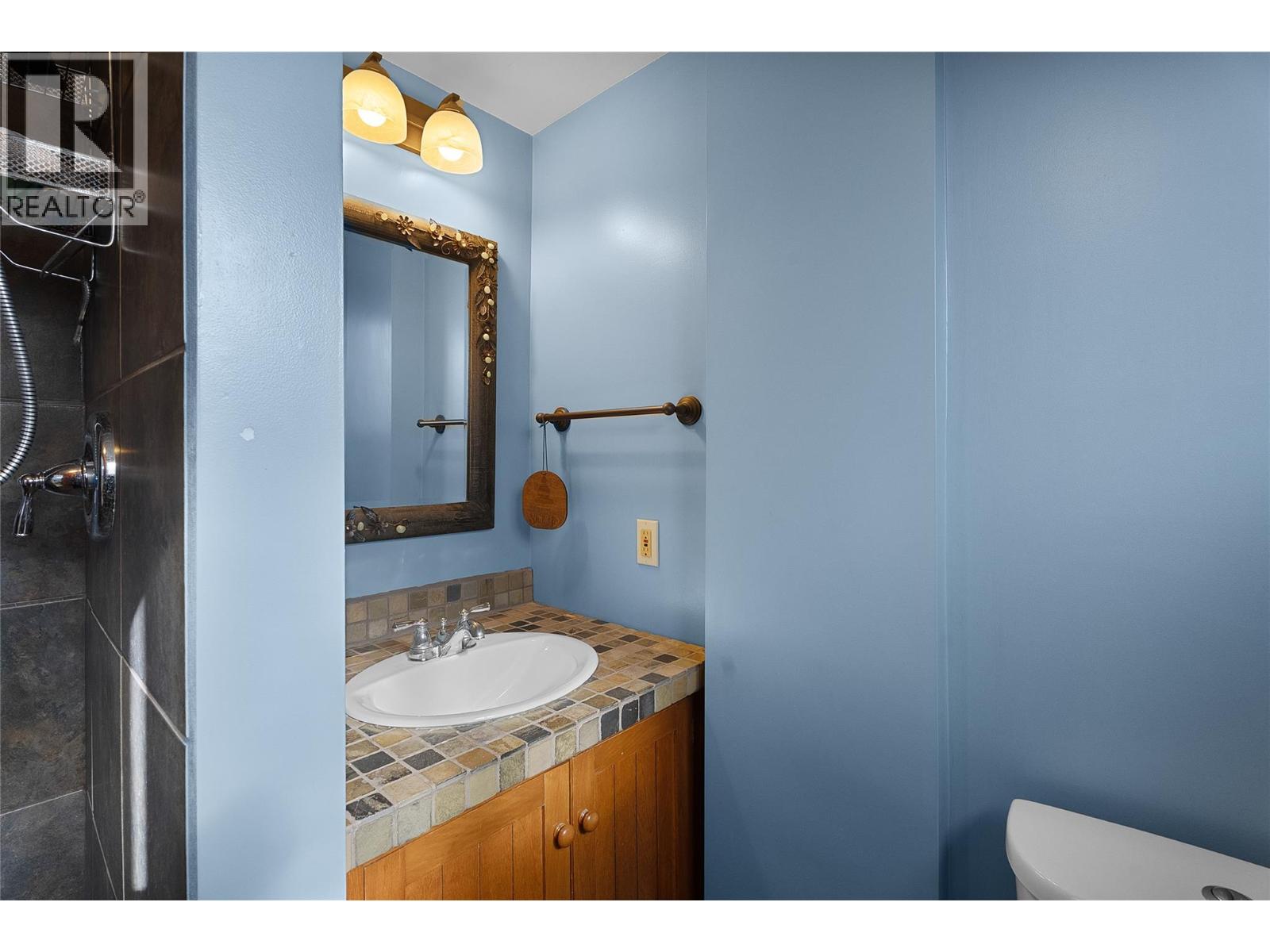 2064 Castillou Crescent, Merritt, British Columbia  V1K 1H8 - Photo 37 - 10377348