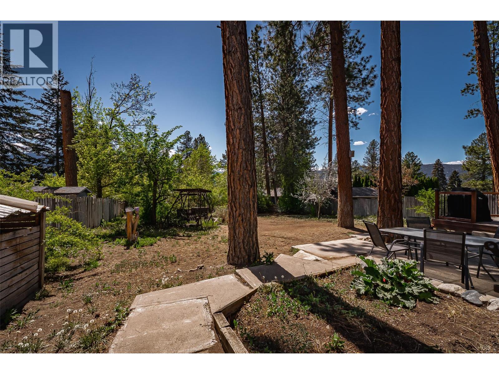 2064 Castillou Crescent, Merritt, British Columbia  V1K 1H8 - Photo 45 - 10377348