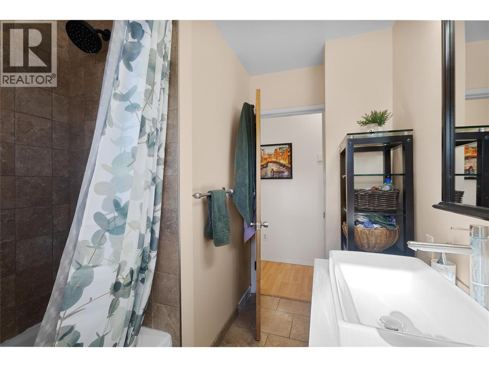 2064 Castillou Crescent, Merritt, British Columbia  V1K 1H8 - Photo 19 - 10377348