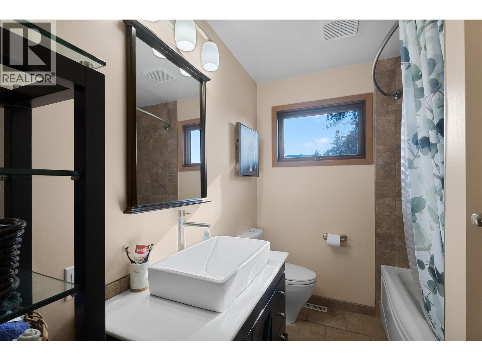 2064 Castillou Crescent, Merritt, British Columbia  V1K 1H8 - Photo 18 - 10377348