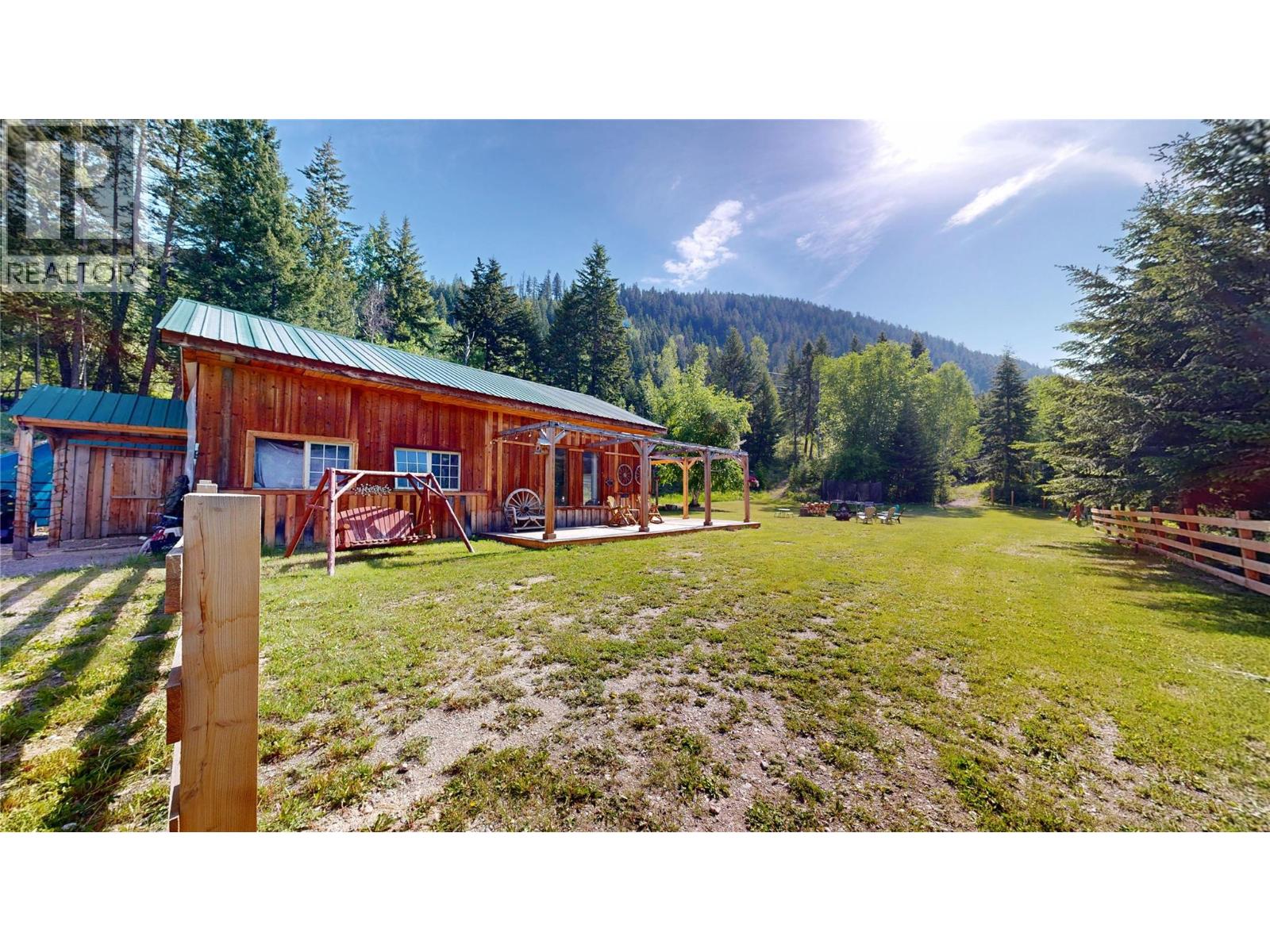 5055 95 Highway, Castledale, British Columbia  V0A 1J0 - Photo 22 - 10389588