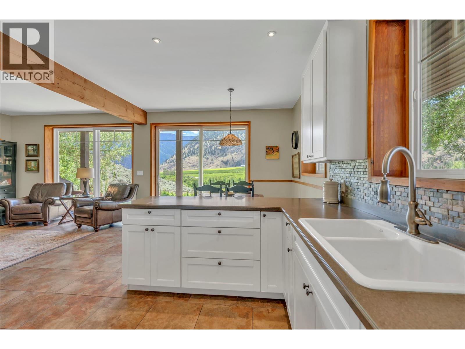 2795 Liddicoat Road, Keremeos, British Columbia  V0X 1N4 - Photo 11 - 10391278