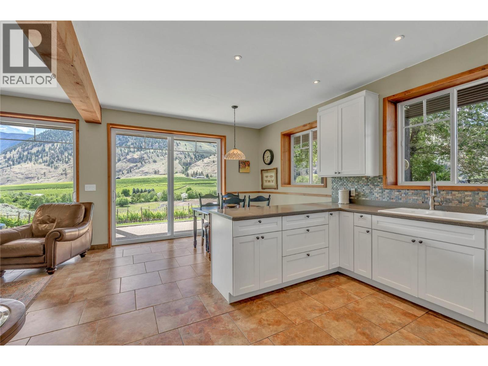 2795 Liddicoat Road, Keremeos, British Columbia  V0X 1N4 - Photo 6 - 10391278