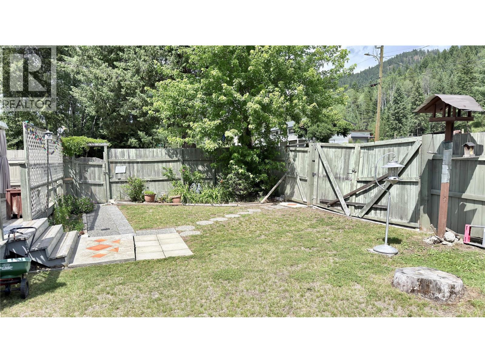 1120 Gowrie Street, Greenwood, British Columbia  V0H 1J0 - Photo 16 - 10393199