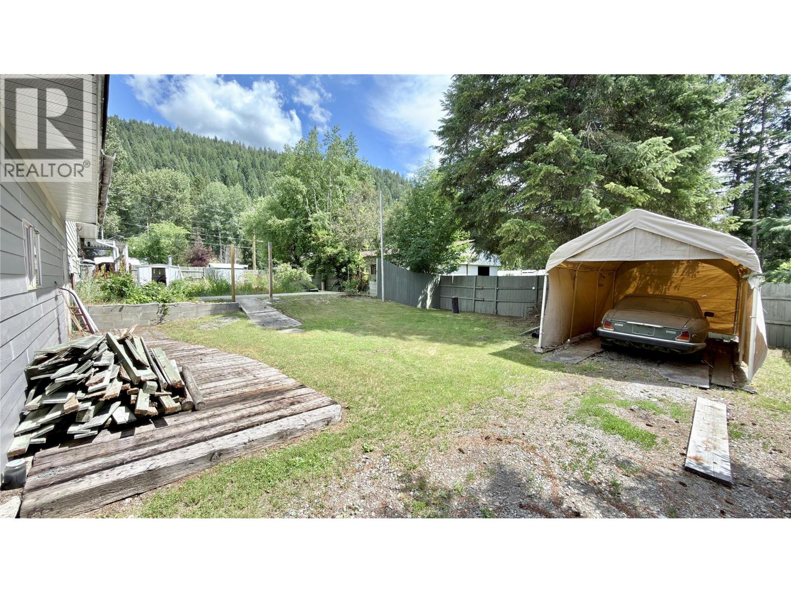 1120 Gowrie Street, Greenwood, British Columbia  V0H 1J0 - Photo 11 - 10393199