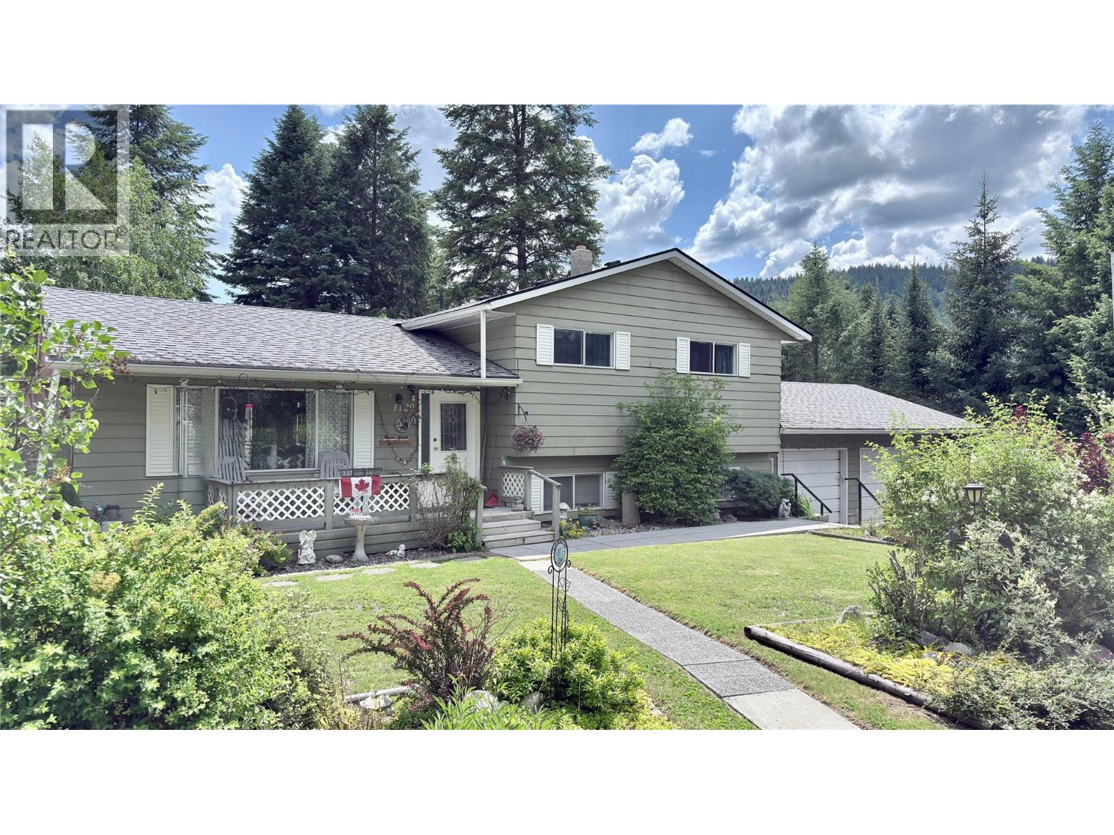 1120 Gowrie Street, Greenwood, British Columbia  V0H 1J0 - Photo 2 - 10393199