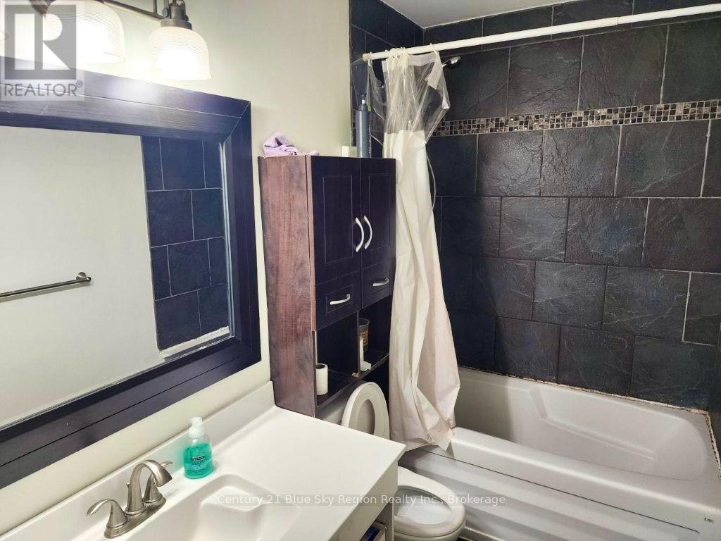 677 Tackaberry Drive, North Bay, Ontario  P1B 8R1 - Photo 12 - X13475650