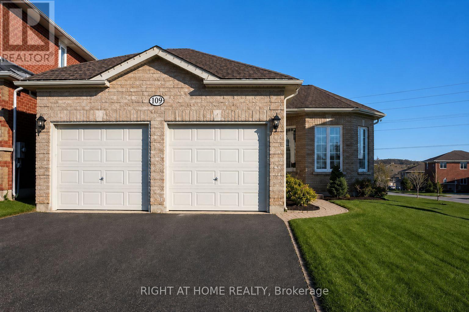 LOWER - 109 LIVIA HERMAN WAY, Barrie, Ontario