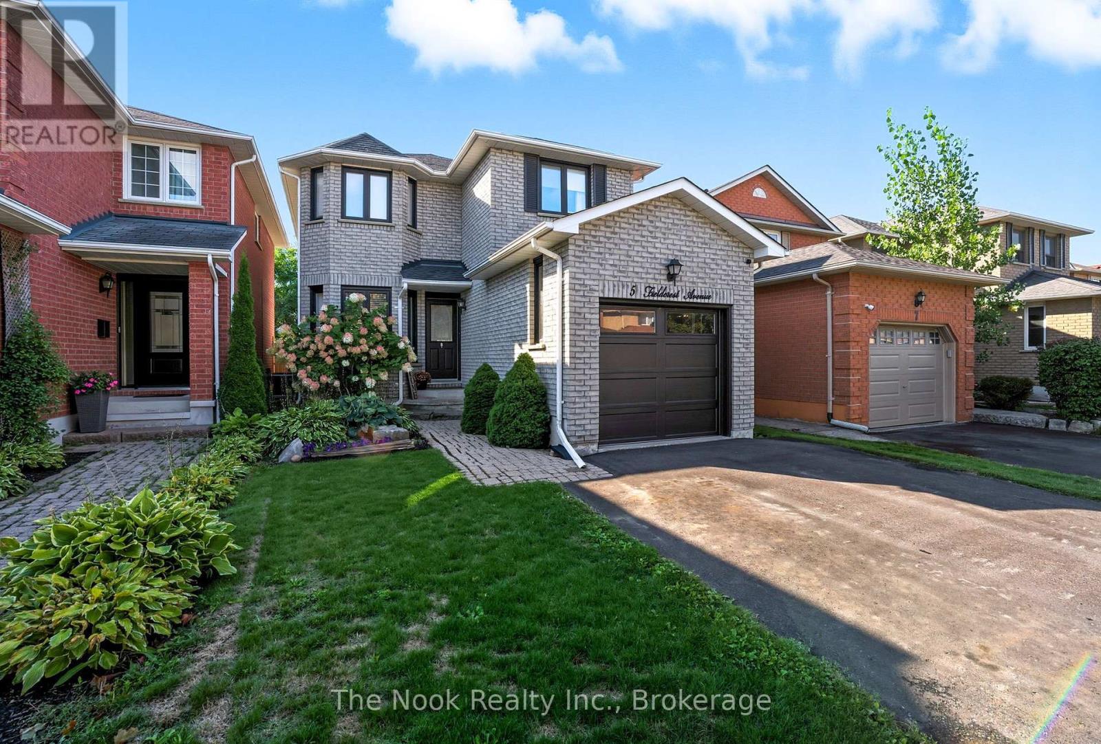 5 FIELDCREST AVENUE, Clarington, Ontario