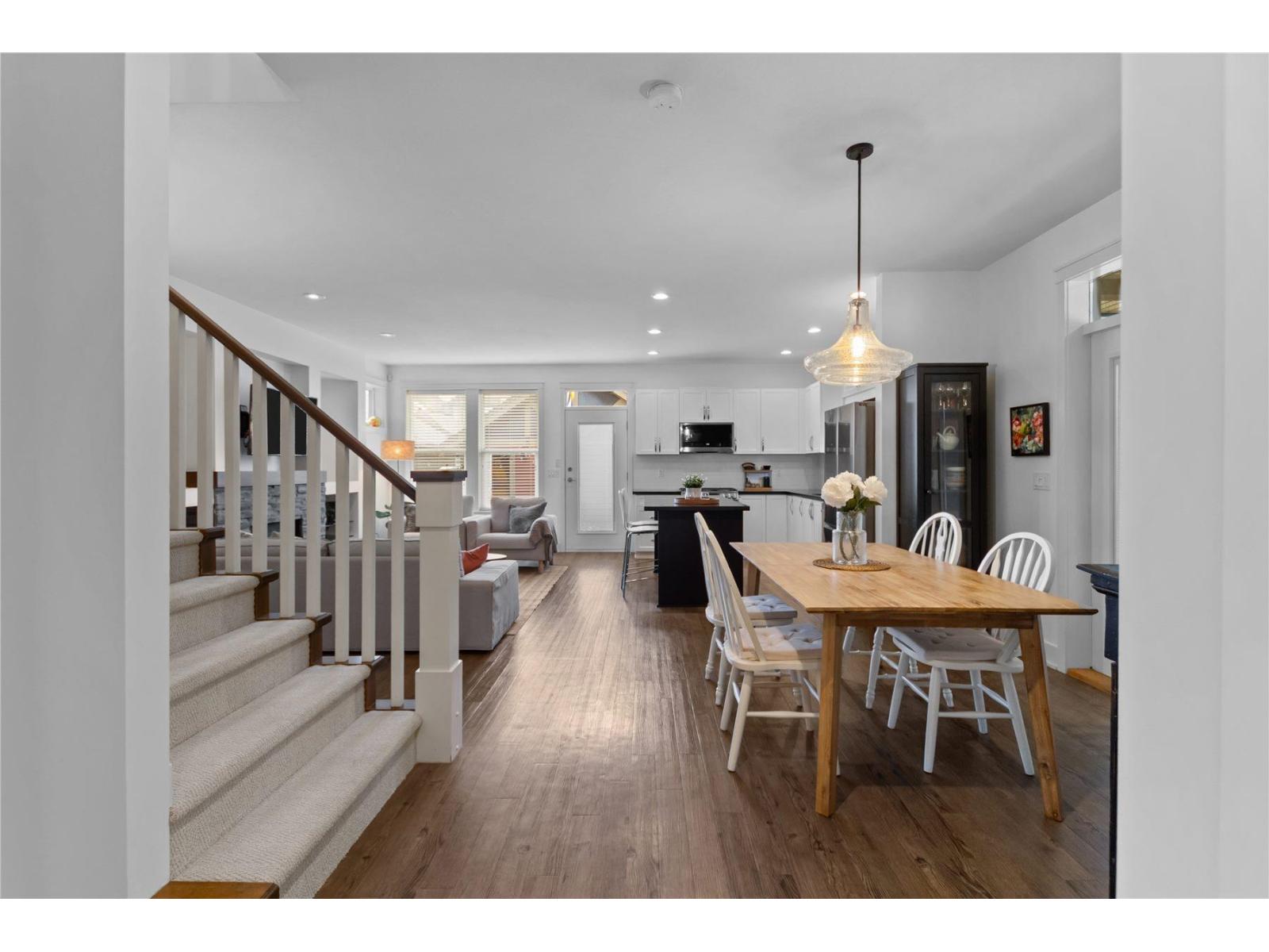 112 172a Street, Surrey, British Columbia  V3S 9R2 - Photo 2 - R3149981
