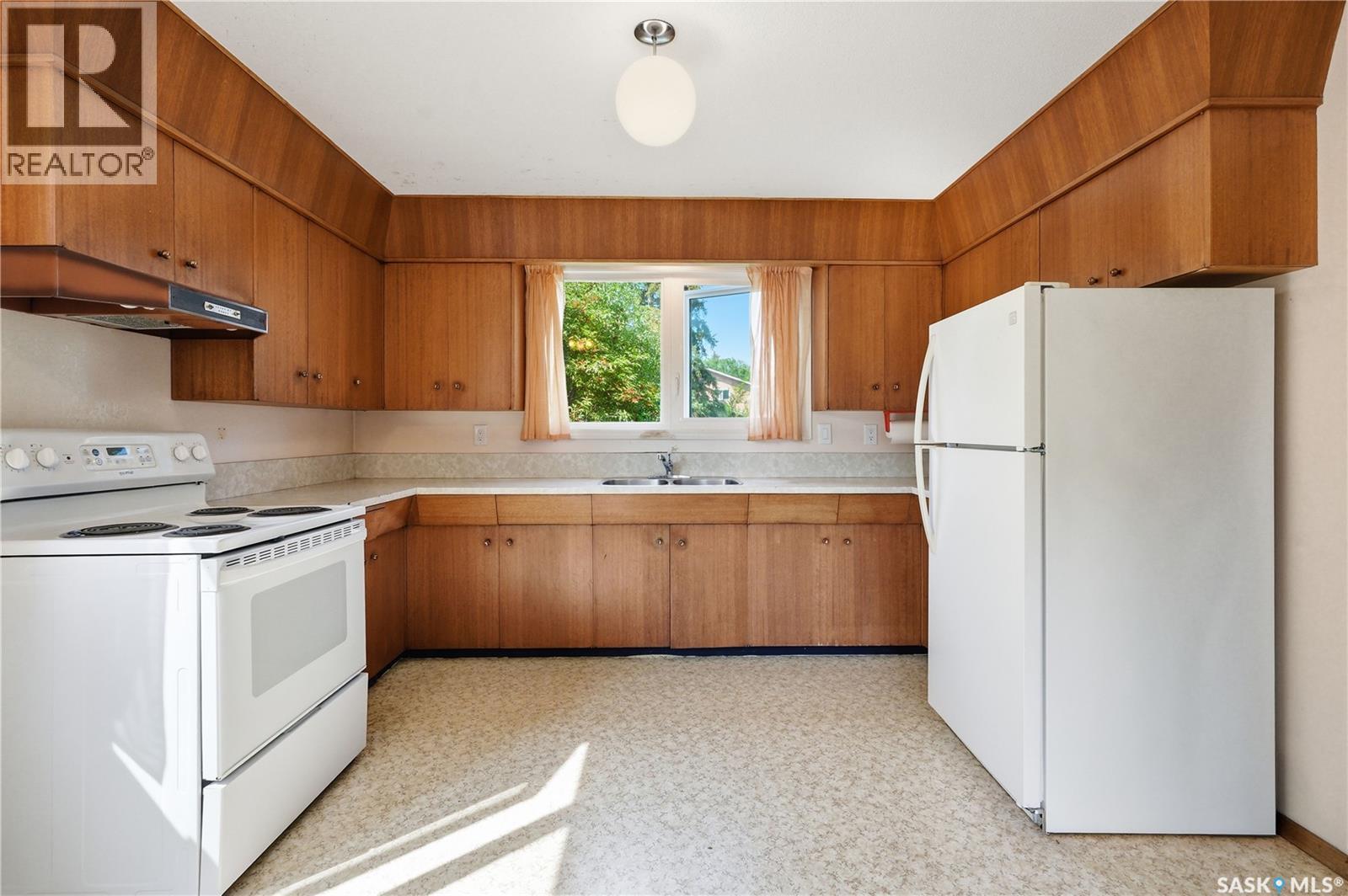 78 Harvard Crescent, Saskatoon, Saskatchewan  S7H 3R1 - Photo 6 - SK043867