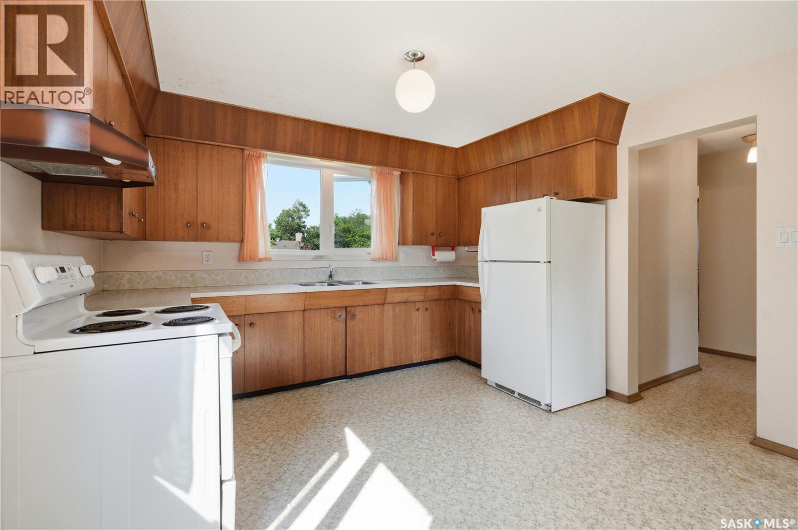 78 Harvard Crescent, Saskatoon, Saskatchewan  S7H 3R1 - Photo 7 - SK043867