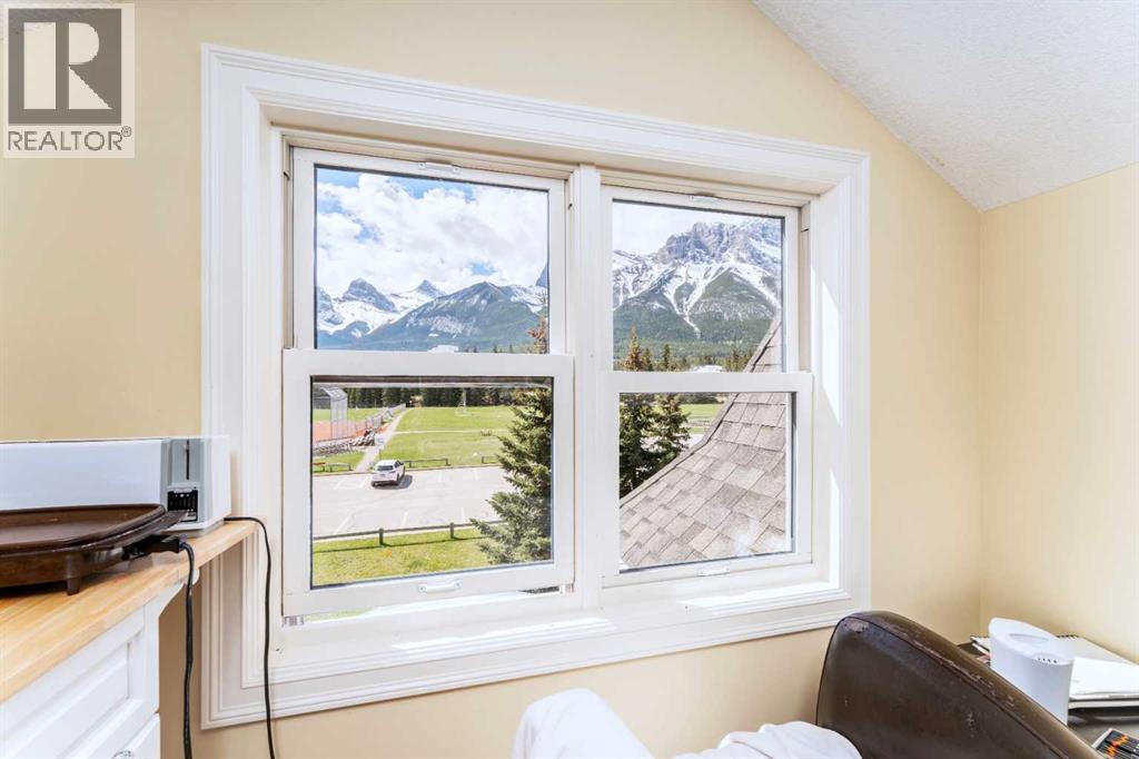 533 1st Street, Canmore, Alberta  T1W 3B8 - Photo 36 - A2312770