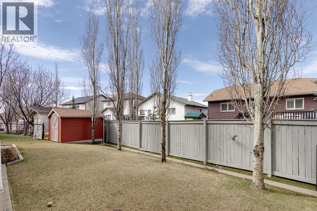 45 Thornfield Close Se, Airdrie, Alberta  T4A 2K7 - Photo 37 - A2326023