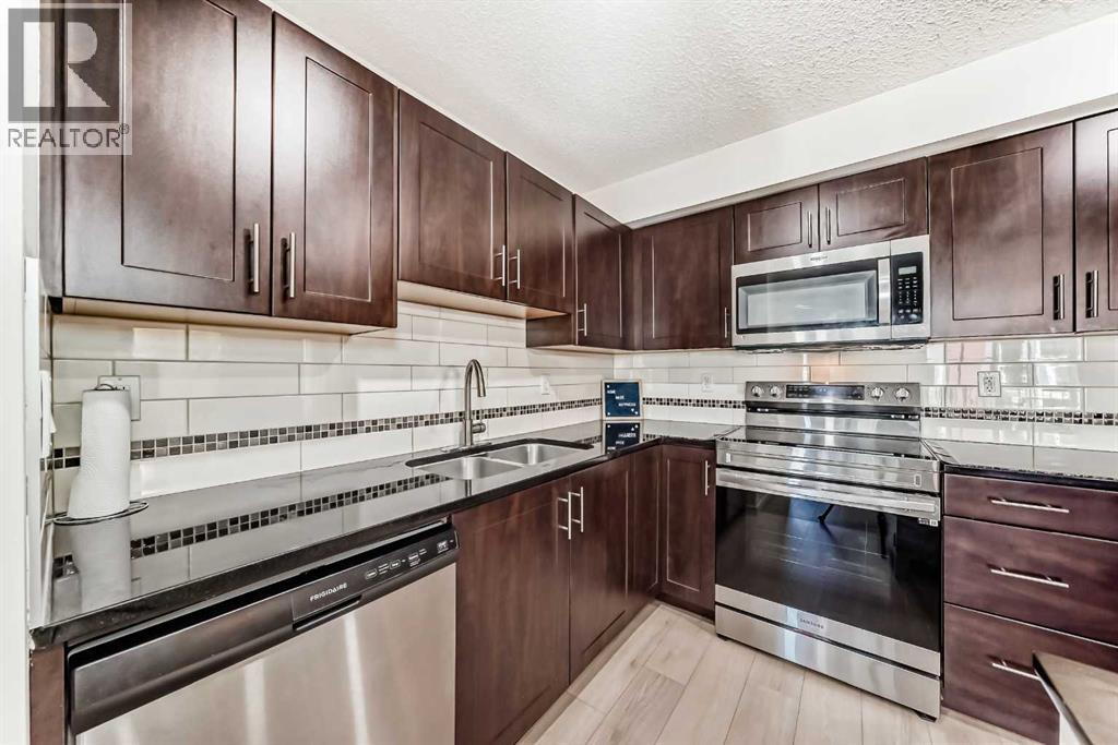 1312, 755 Copperpond Boulevard Se, Calgary, Alberta  T2Z 4R2 - Photo 7 - A2309330