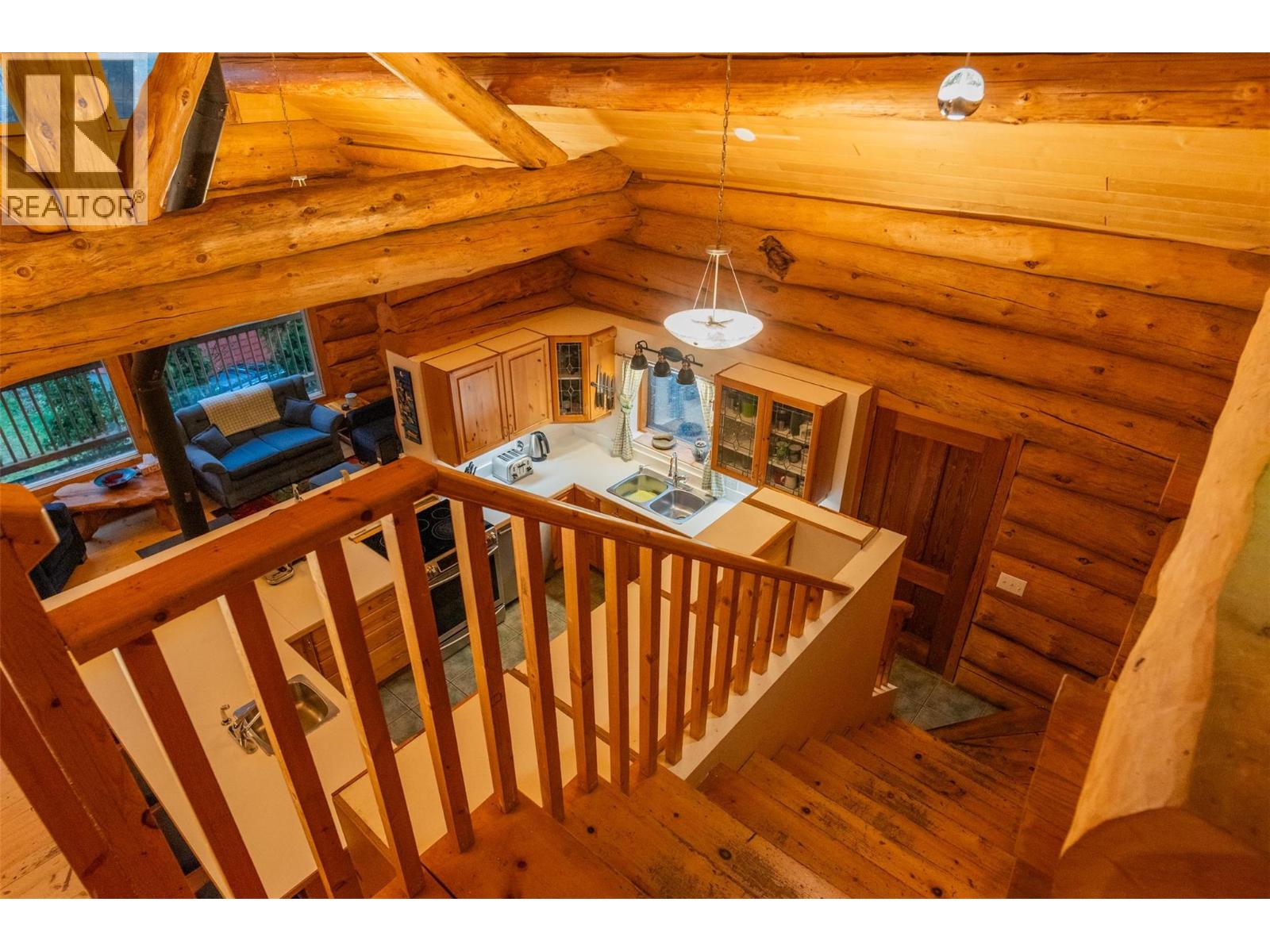 2266 Fifth Avenue, Rossland, British Columbia  V0G 1Y0 - Photo 33 - 10395675