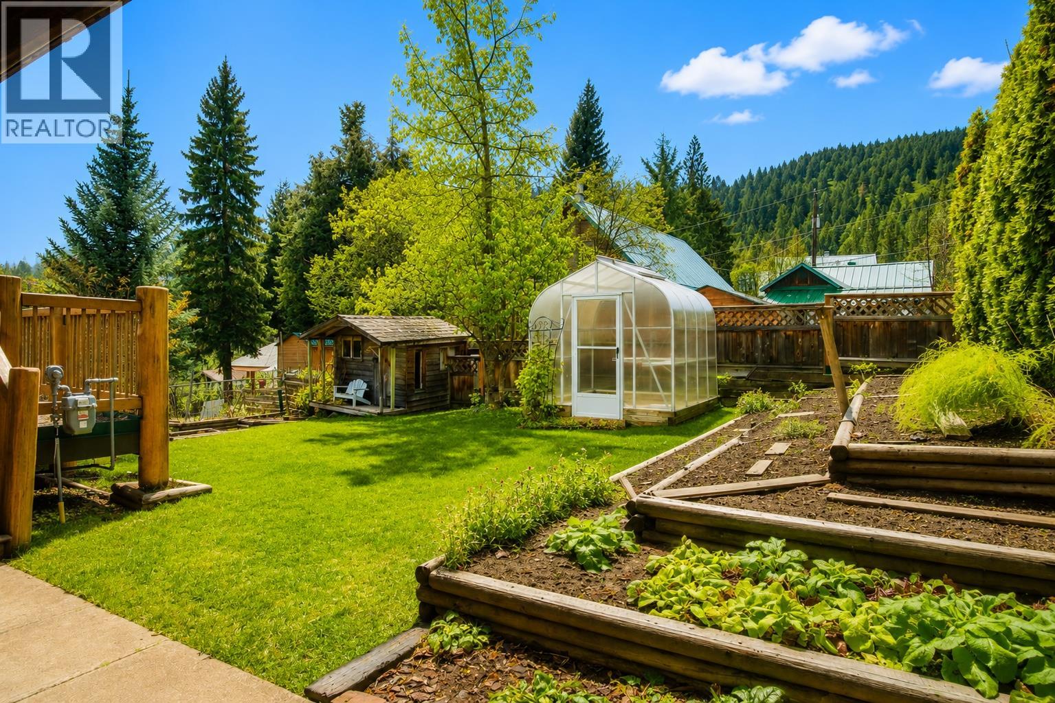 2266 Fifth Avenue, Rossland, British Columbia  V0G 1Y0 - Photo 66 - 10395675