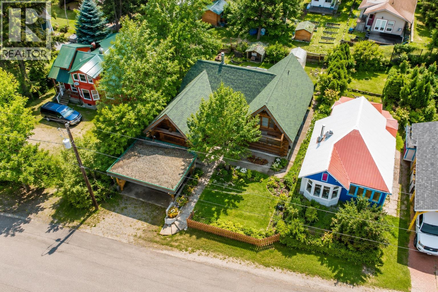 2266 Fifth Avenue, Rossland, British Columbia  V0G 1Y0 - Photo 71 - 10395675