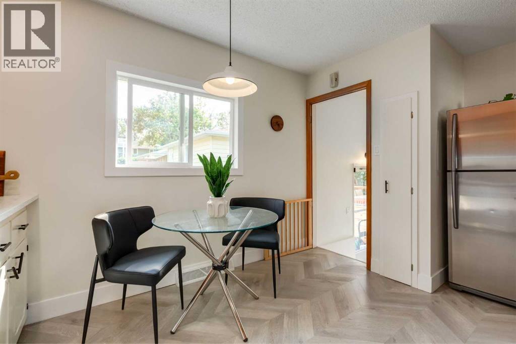 131 Thorncrest Road Nw, Calgary, Alberta  T2K 3B5 - Photo 11 - A2332054
