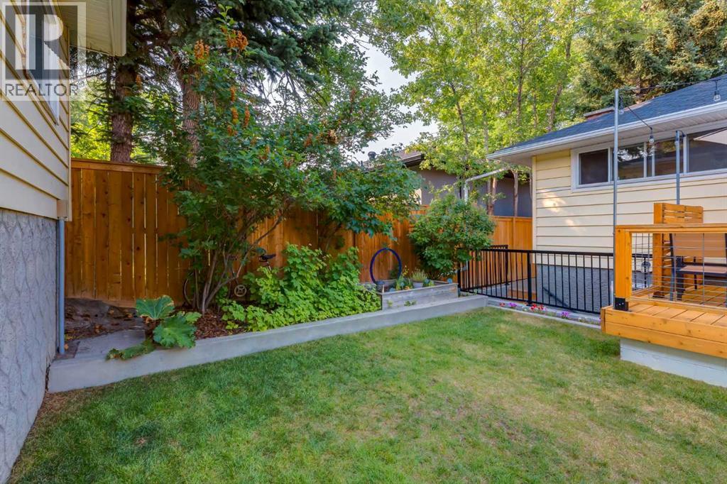 131 Thorncrest Road Nw, Calgary, Alberta  T2K 3B5 - Photo 33 - A2332054