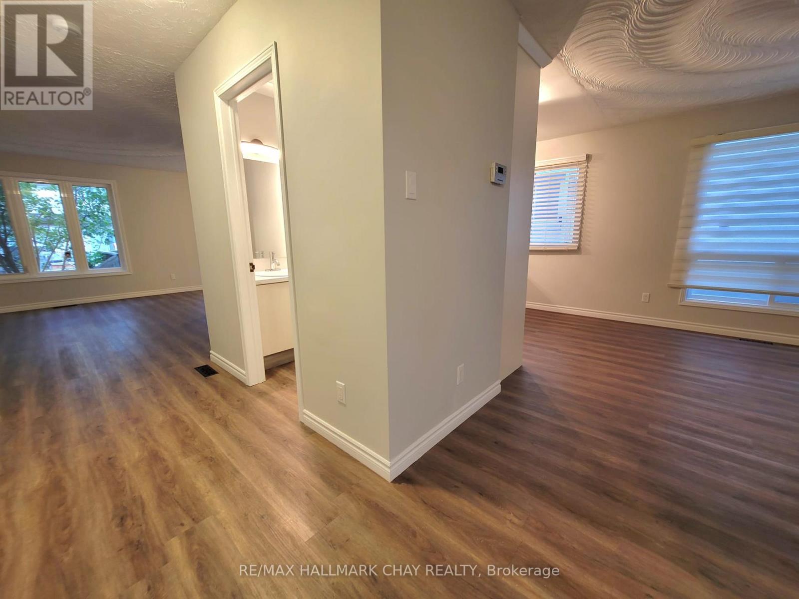 30 Orwell Crescent, Barrie, Ontario  L4N 6M6 - Photo 12 - S13617246